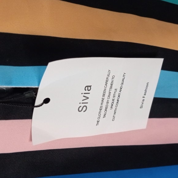 NWT Sivia Striped Spegetti Strap Top Size Large - Picture 4 of 6